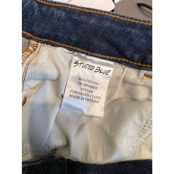 NWT Women's Studio Blue Jeans - Picture 10 of 12